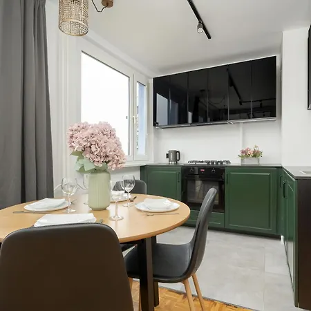 아파트 Przytulny Z Wanna Blisko Parku We Wroclawiu By Renters *
